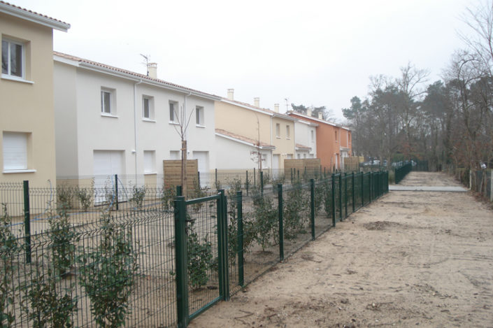 Paysagiste Bordeaux : projet paysagiste clôture métallique