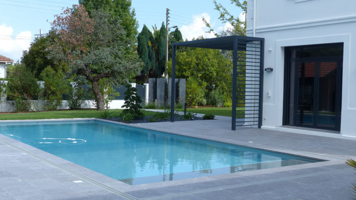 Paysagiste Bordeaux Arcachon : piscines pour particuliers